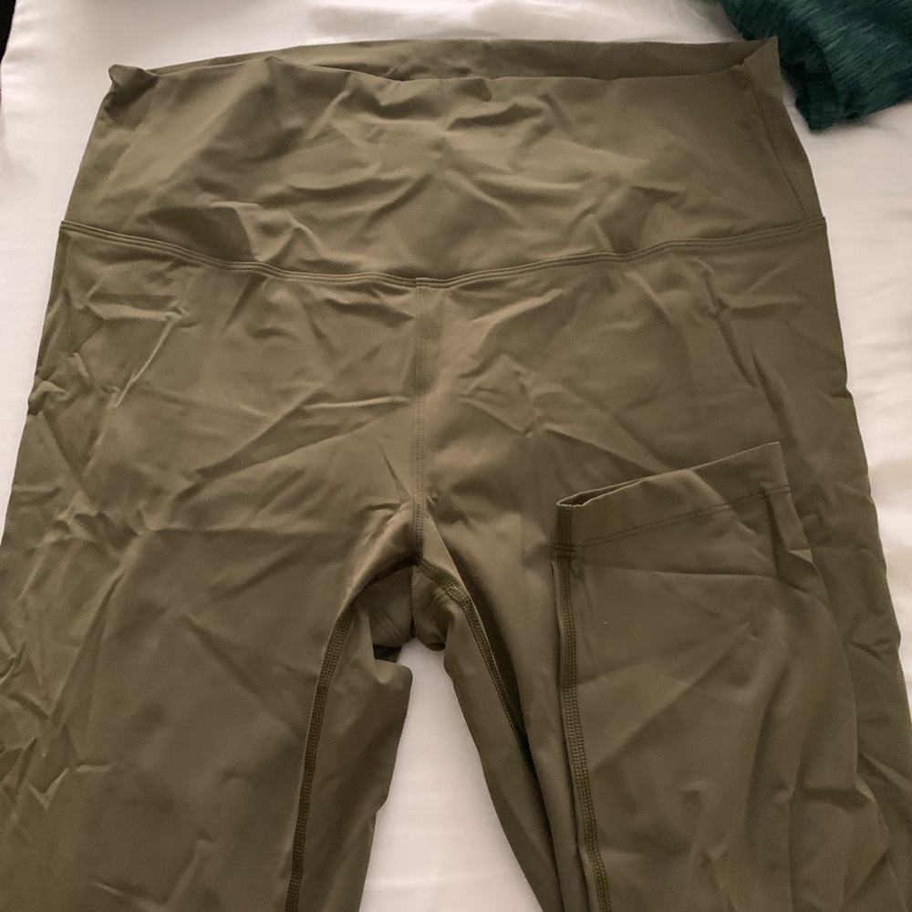 Outdoor Voices x STV green leggings- XL